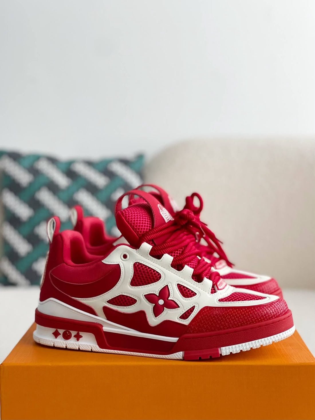 ROJO